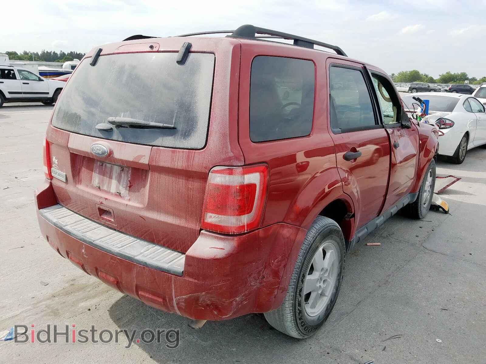 2011 FORD ESCAPE - VIN: 1FMCU0C75BKB34936 - Фото 4