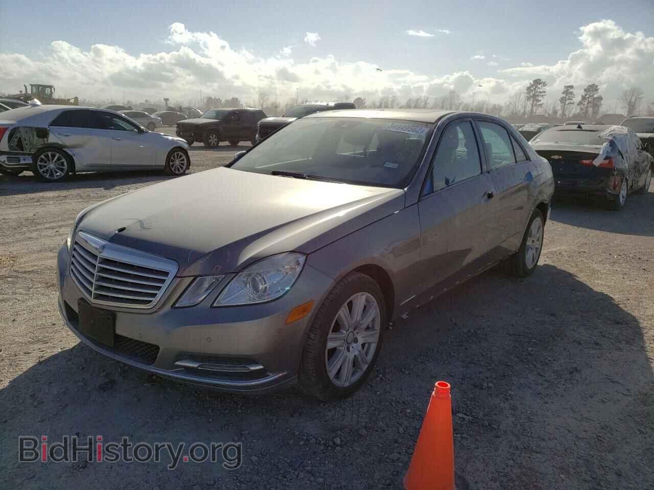 2013 MERCEDES-BENZ E-CLASS - VIN: WDDHF5KB4DA715589 - Фото 2