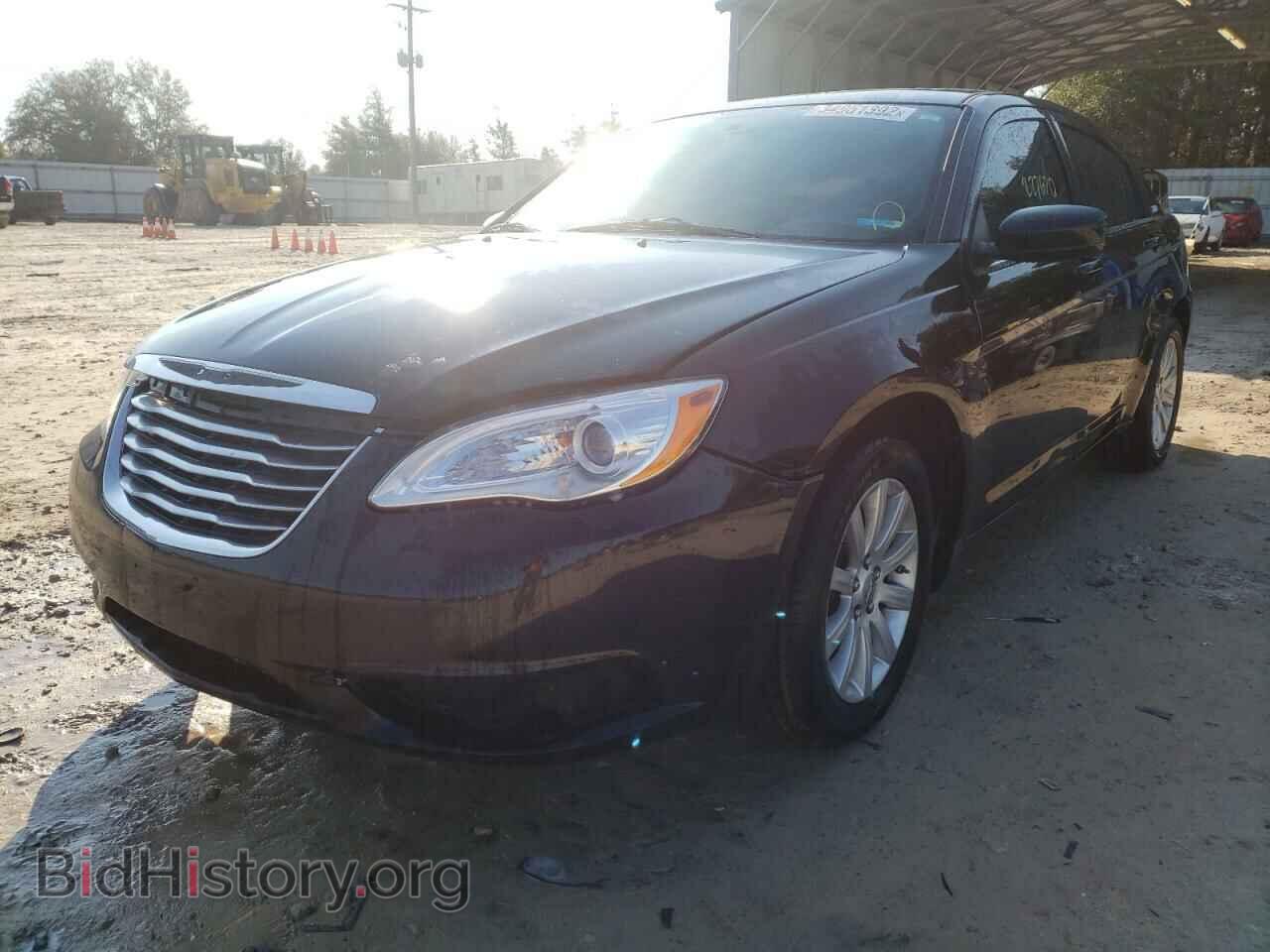 2013 CHRYSLER 200 - VIN: 1C3CCBBB1DN574103 - Фото 2