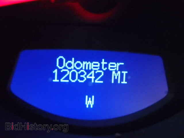 2008 CADILLAC CTS - VIN: 1G6DF577680200766 - Photo 8