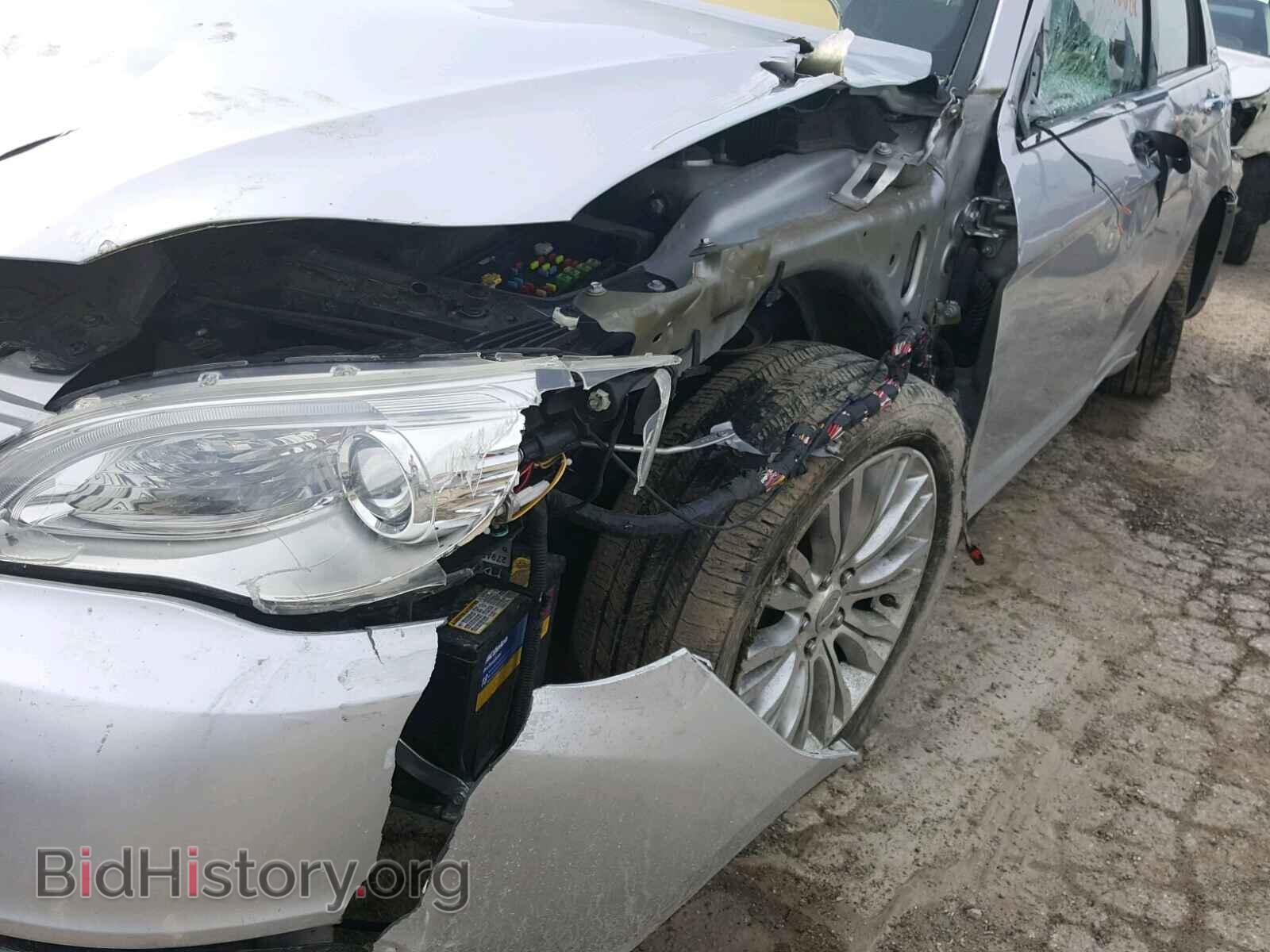 2011 CHRYSLER 200 - VIN: 1C3BC2FB5BN569666 - Фото 9