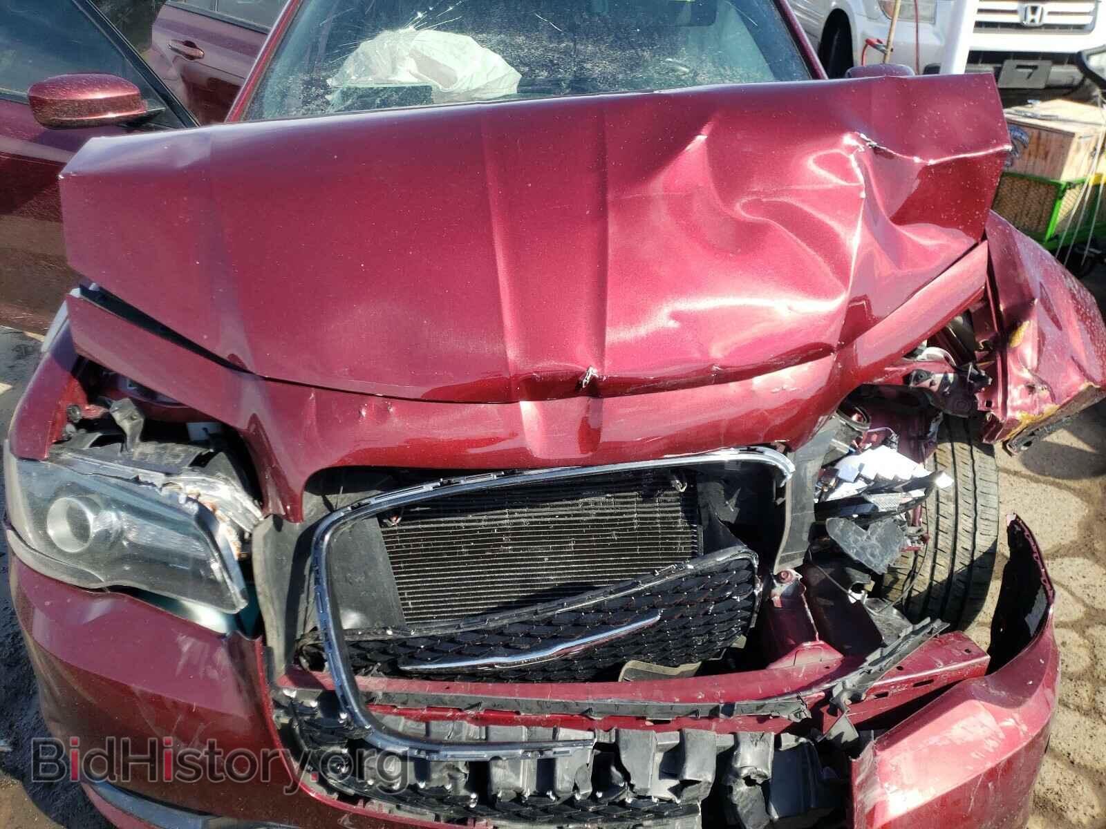 2019 CHRYSLER 300 - VIN: 2C3CCAGG4KH569353 - Фото 7