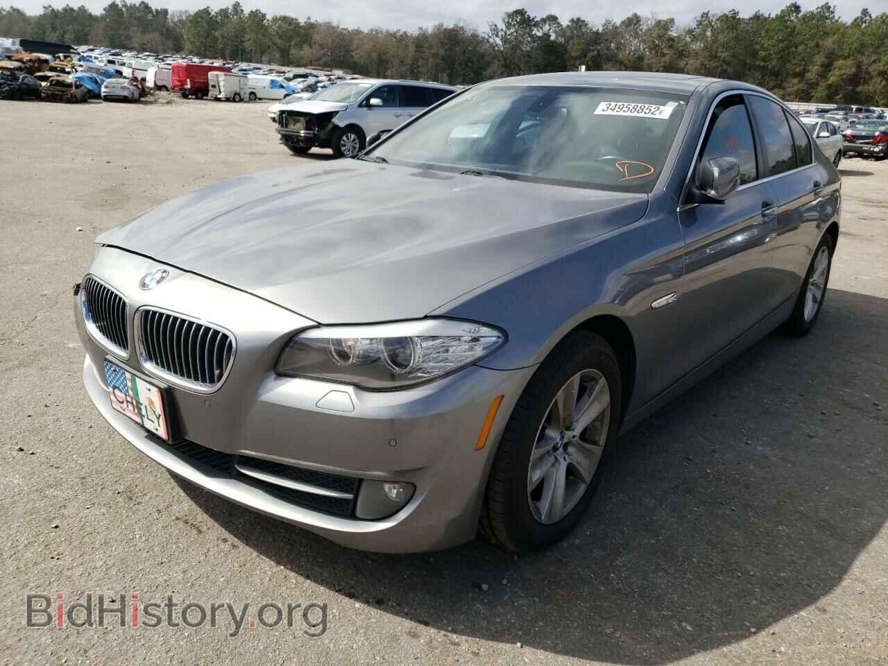 2011 BMW 5 SERIES - VIN: WBAFR1C53BC746194 - Фото 2