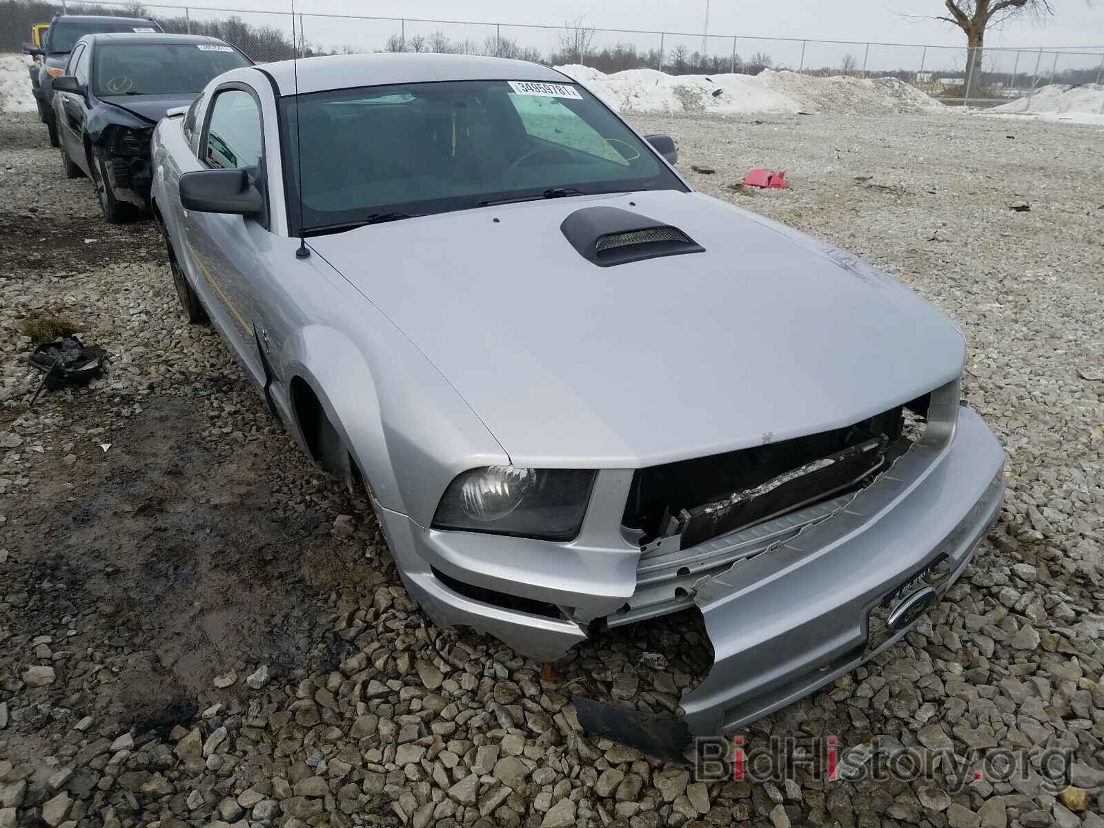 Photo 1ZVFT80N075299107 - FORD MUSTANG 2007