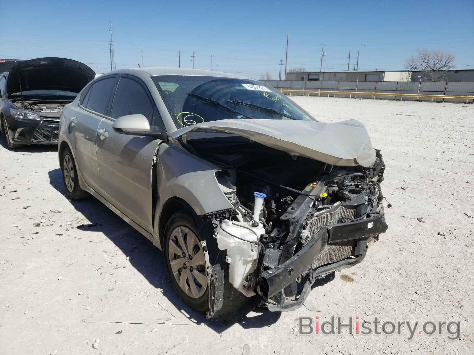 Photo 3KPA24AB1JE119772 - KIA RIO 2018