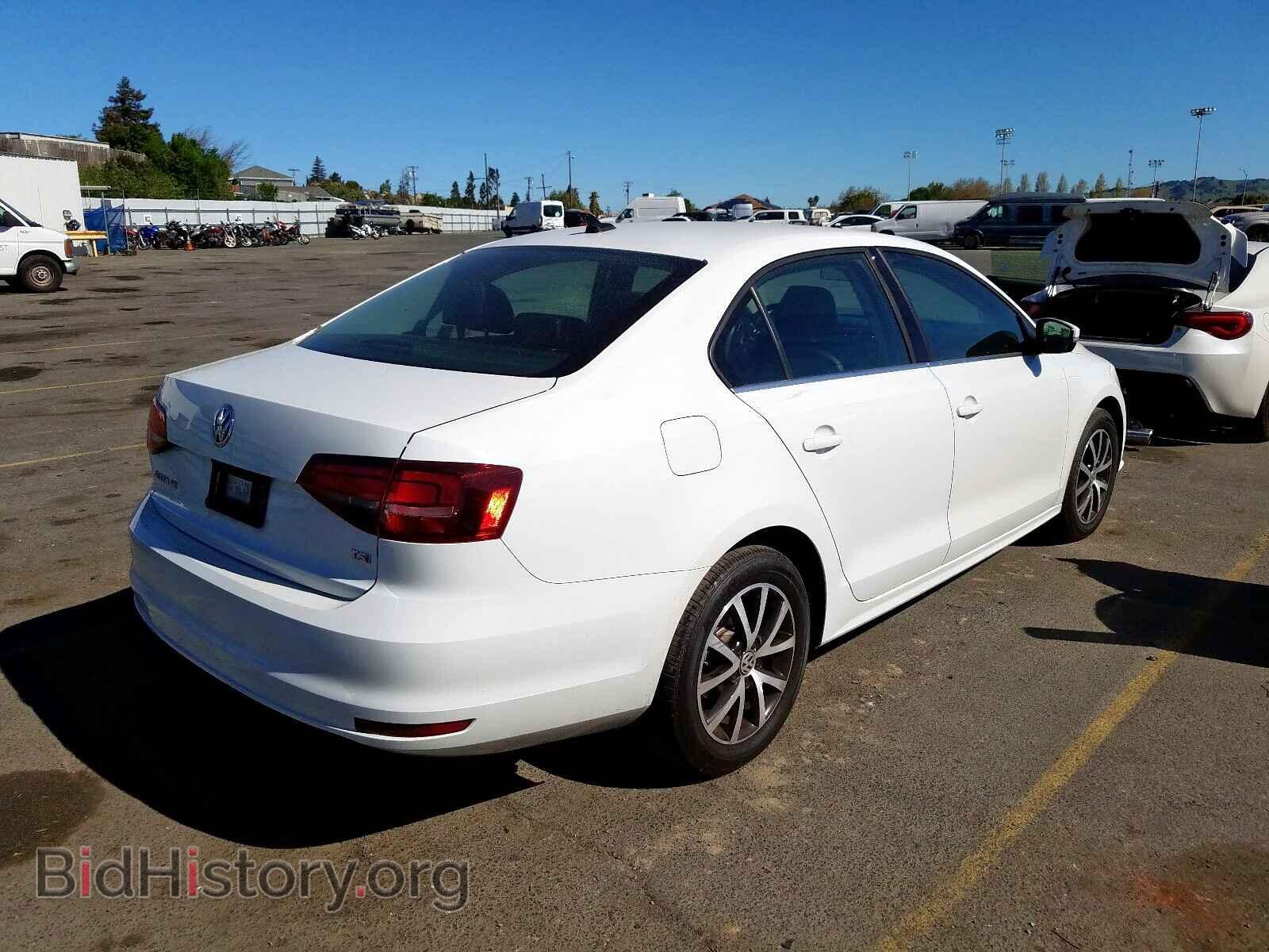 2017 VOLKSWAGEN JETTA - VIN: 3VWDB7AJ3HM403228 - Photo 4