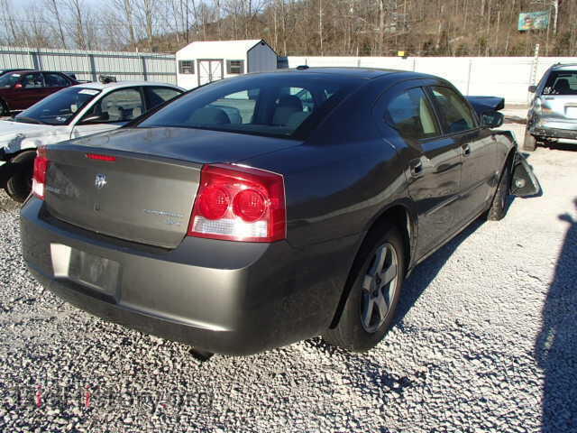 2010 DODGE CHARGER - VIN: 2B3CA3CV8AH227115 - Фото 4