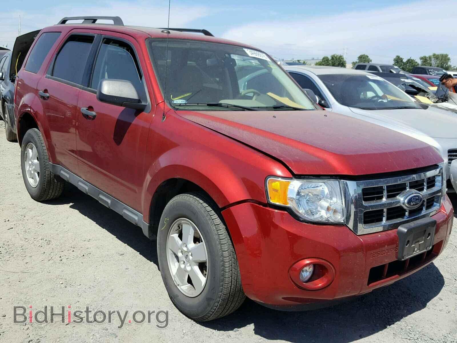 Фотография 1FMCU0DG4CKC45977 - FORD ESCAPE 2012