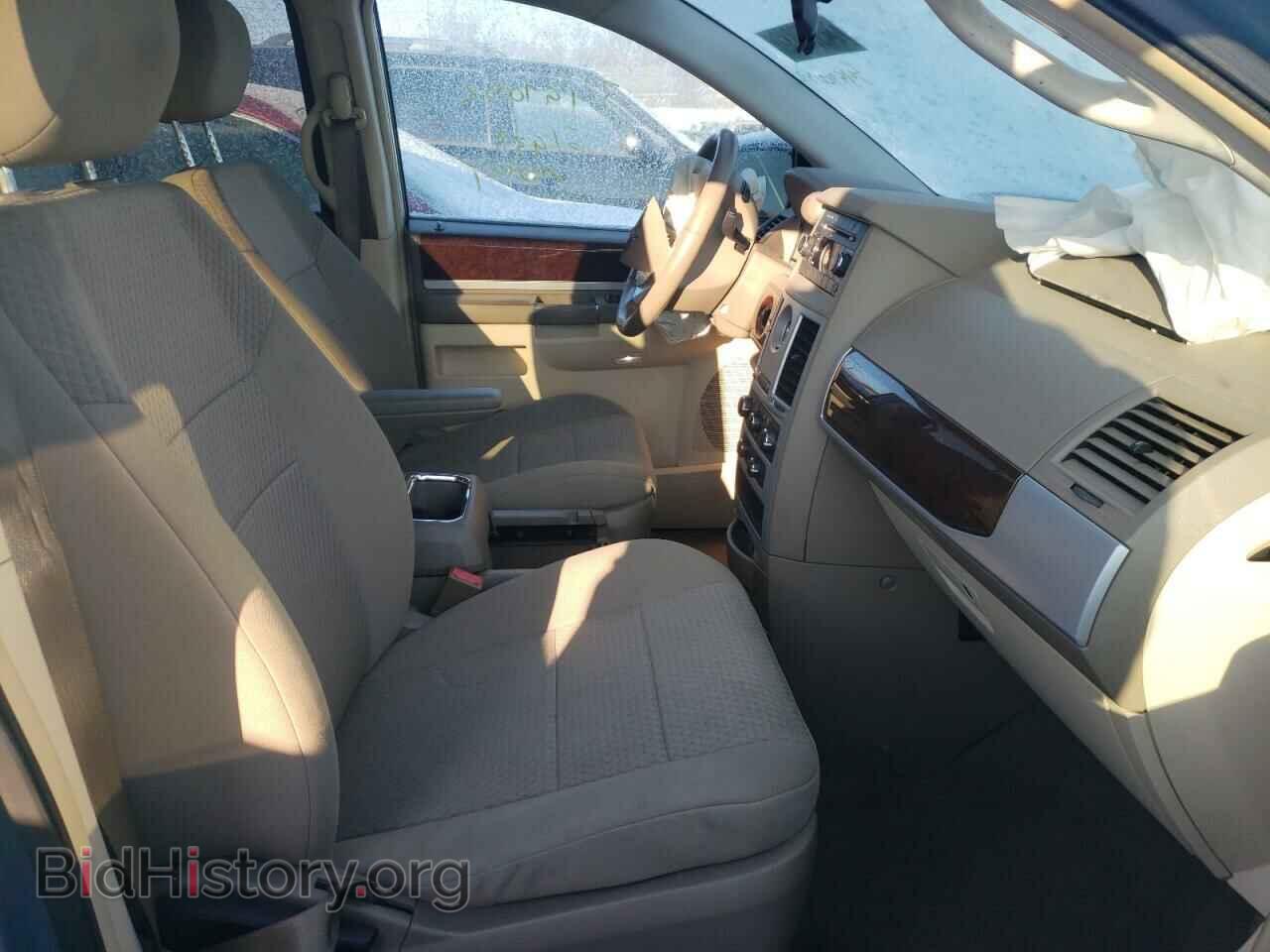 2010 CHRYSLER MINIVAN - VIN: 2A4RR5D19AR143138 - Фото 5