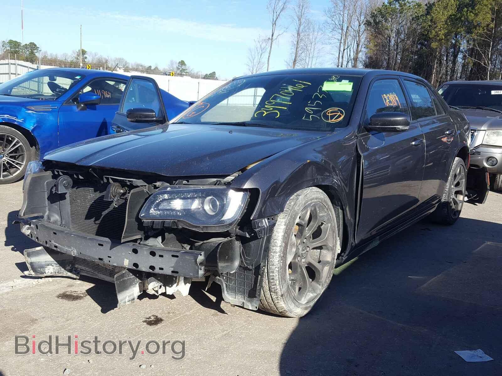 2016 CHRYSLER 300 - VIN: 2C3CCABG3GH273531 - Фото 2