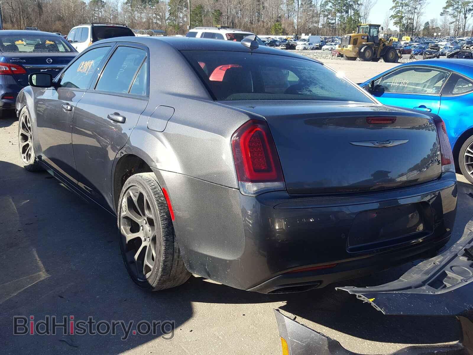 2016 CHRYSLER 300 - VIN: 2C3CCABG3GH273531 - Фото 3