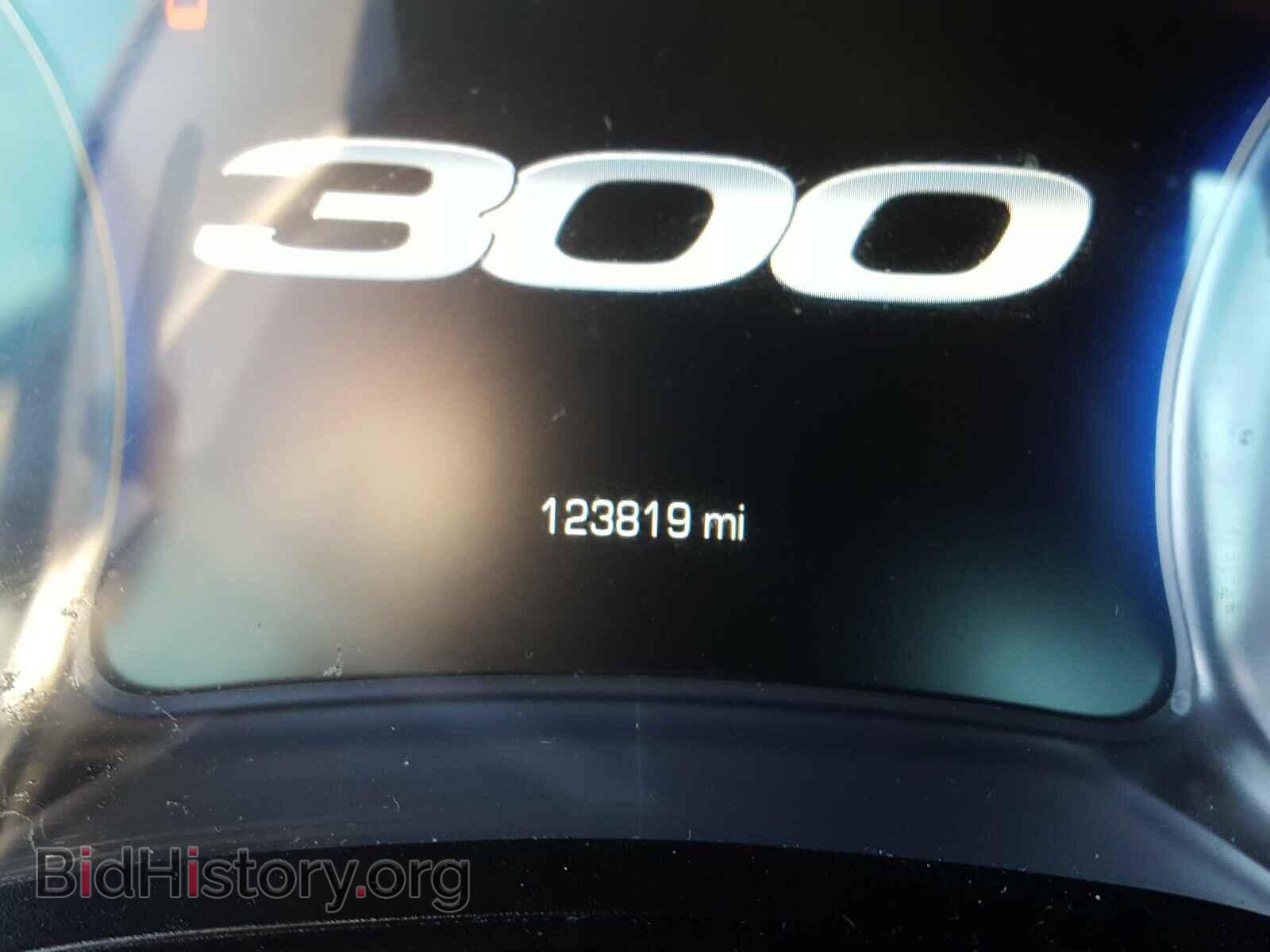 2016 CHRYSLER 300 - VIN: 2C3CCABG3GH273531 - Фото 8