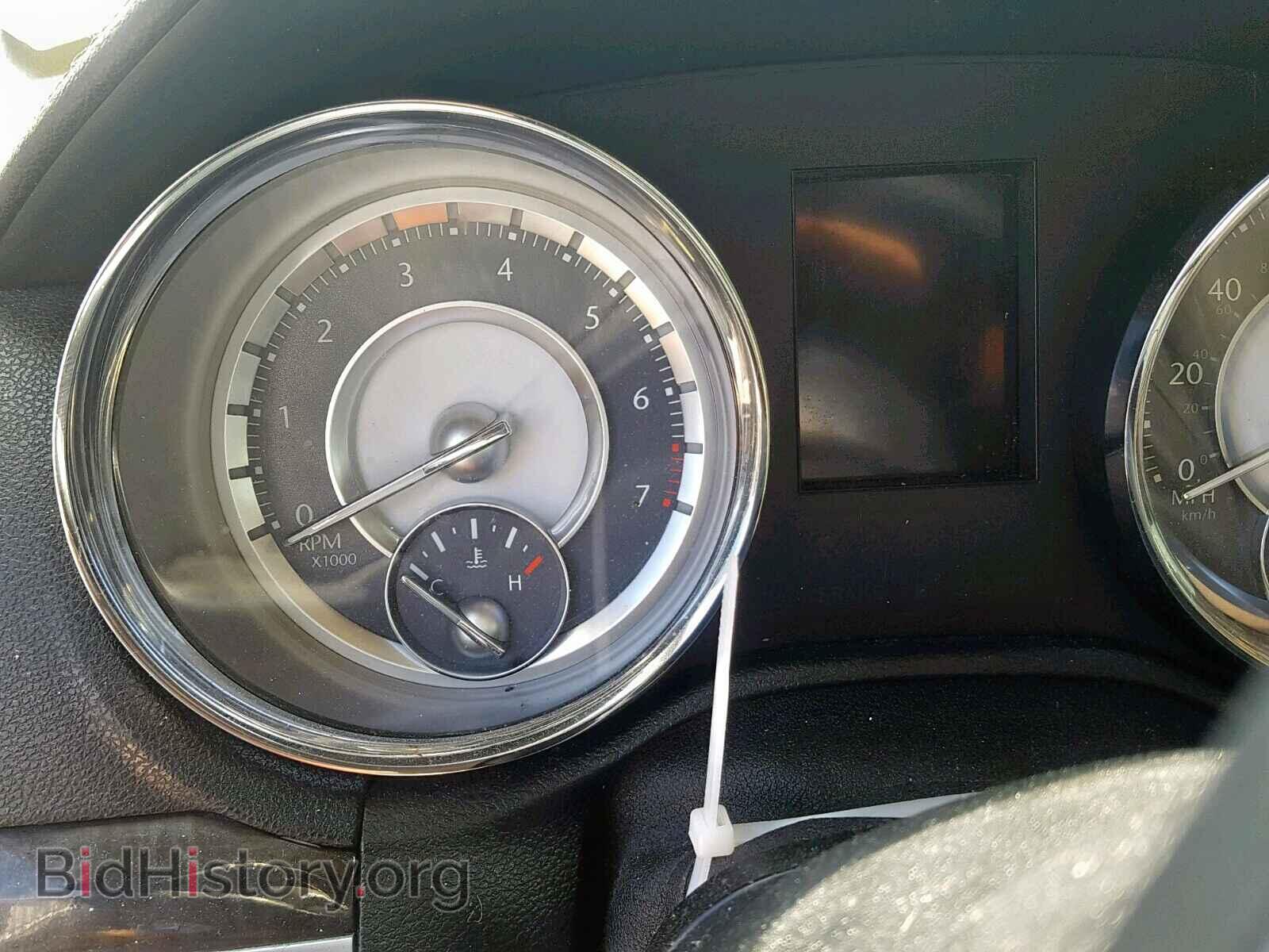 2014 CHRYSLER 300 - VIN: 2C3CCAAG9EH217771 - Фото 8