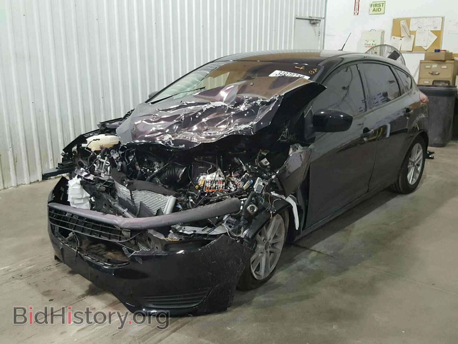2018 FORD FOCUS - VIN: 1FADP3K2XJL216604 - Фото 2