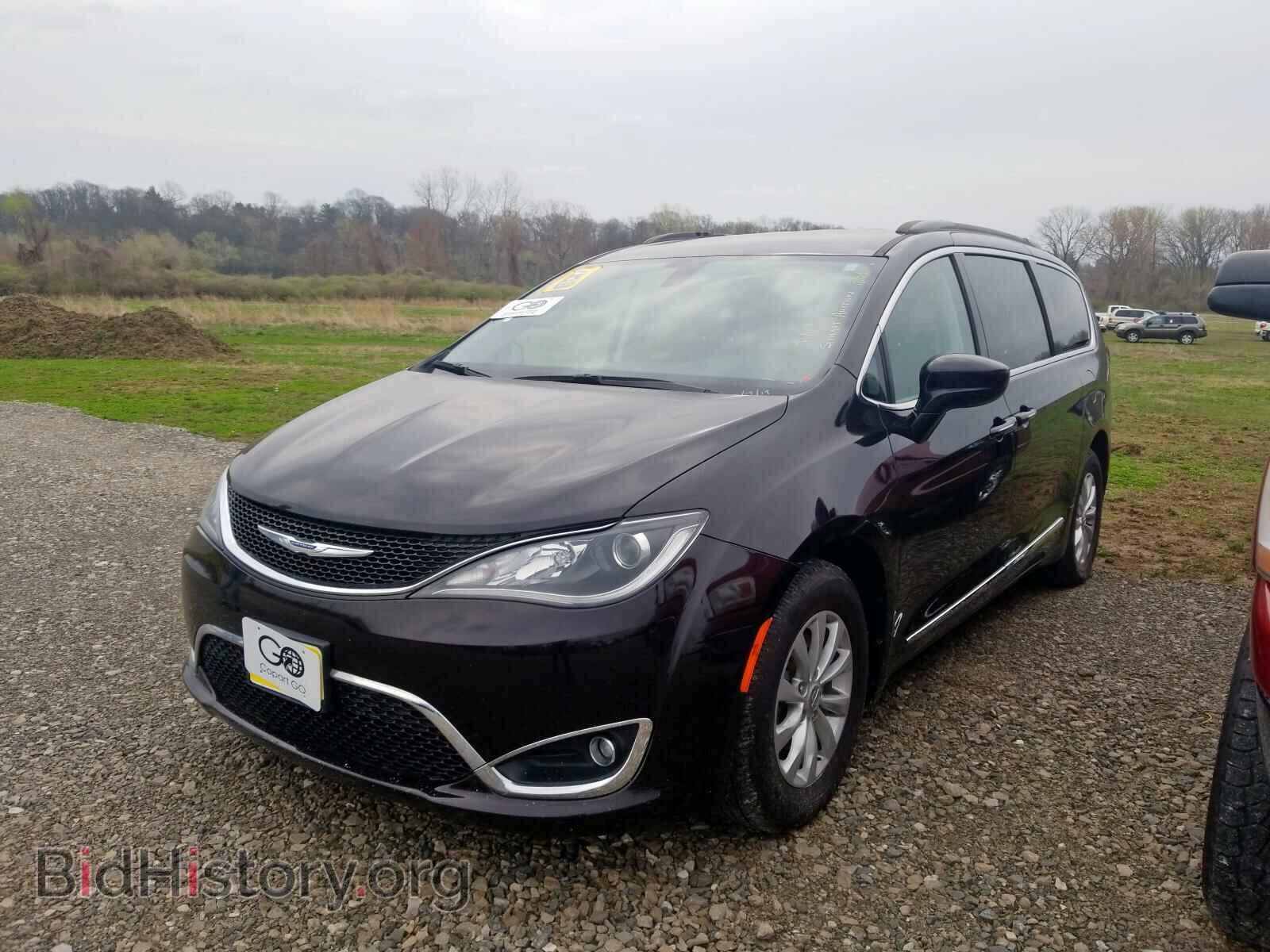2017 CHRYSLER PACIFICA - VIN: 2C4RC1BG2HR533922 - Photo 2