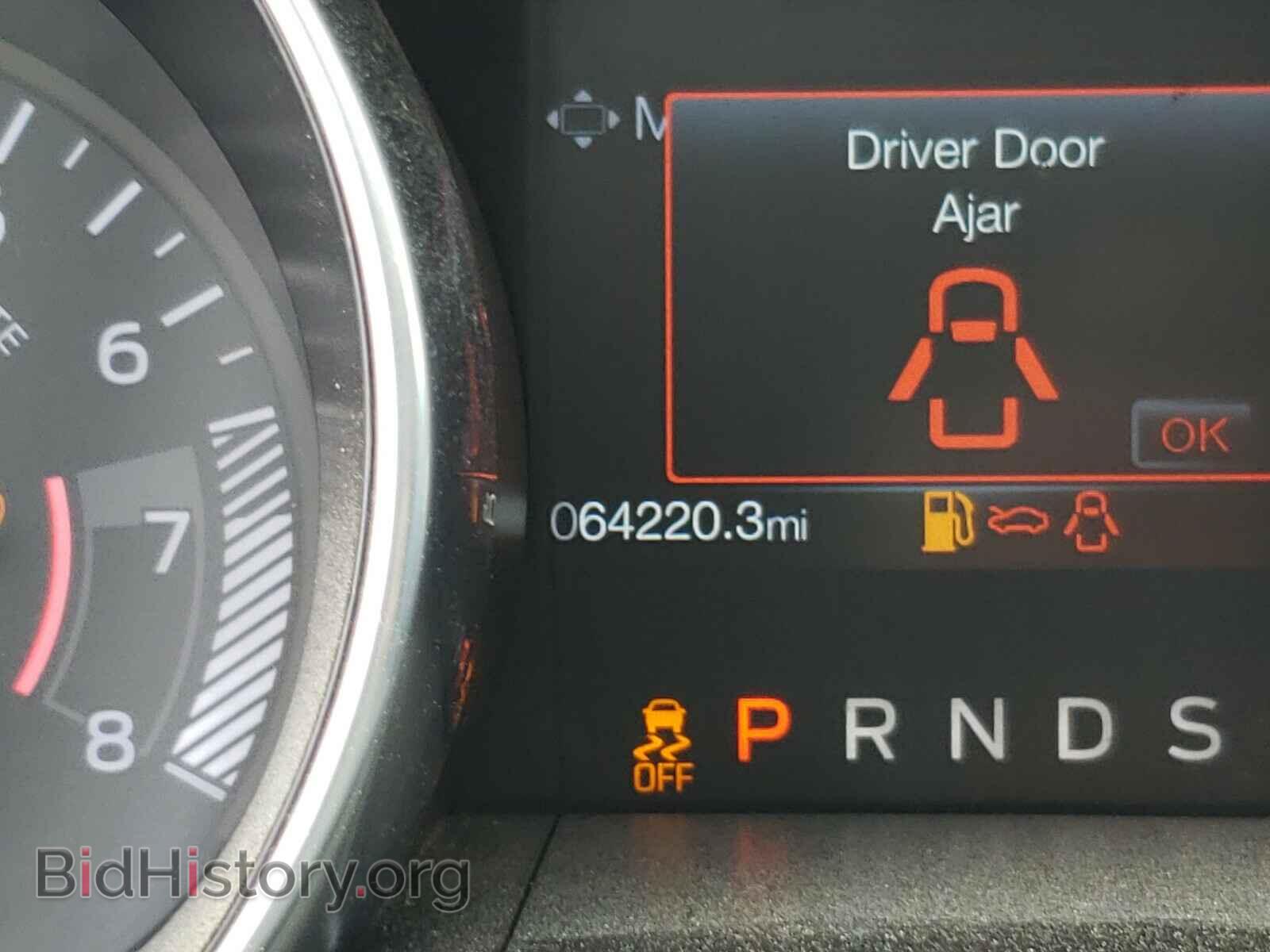 2018 FORD MUSTANG - VIN: 1FATP8UH9J5123989 - Фото 8