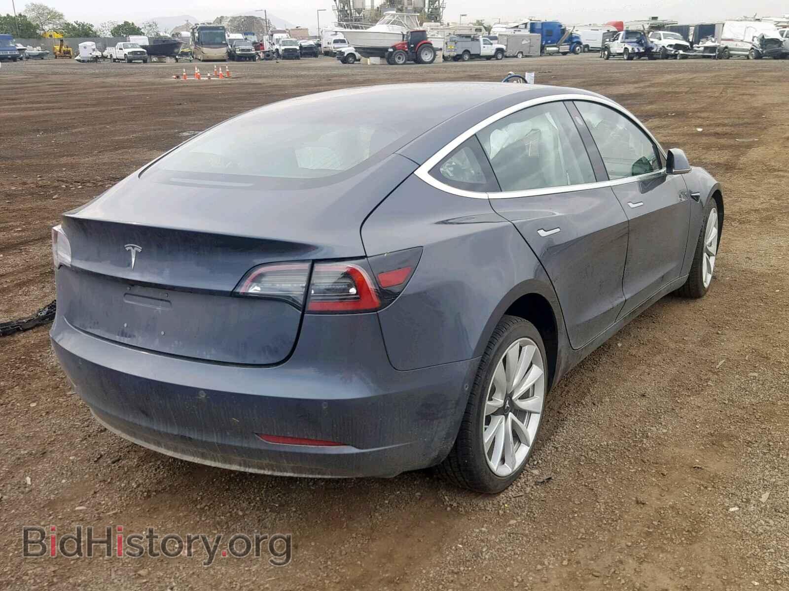 2018 TESLA MODEL 3 - VIN: 5YJ3E1EBXJF087018 - Фото 4