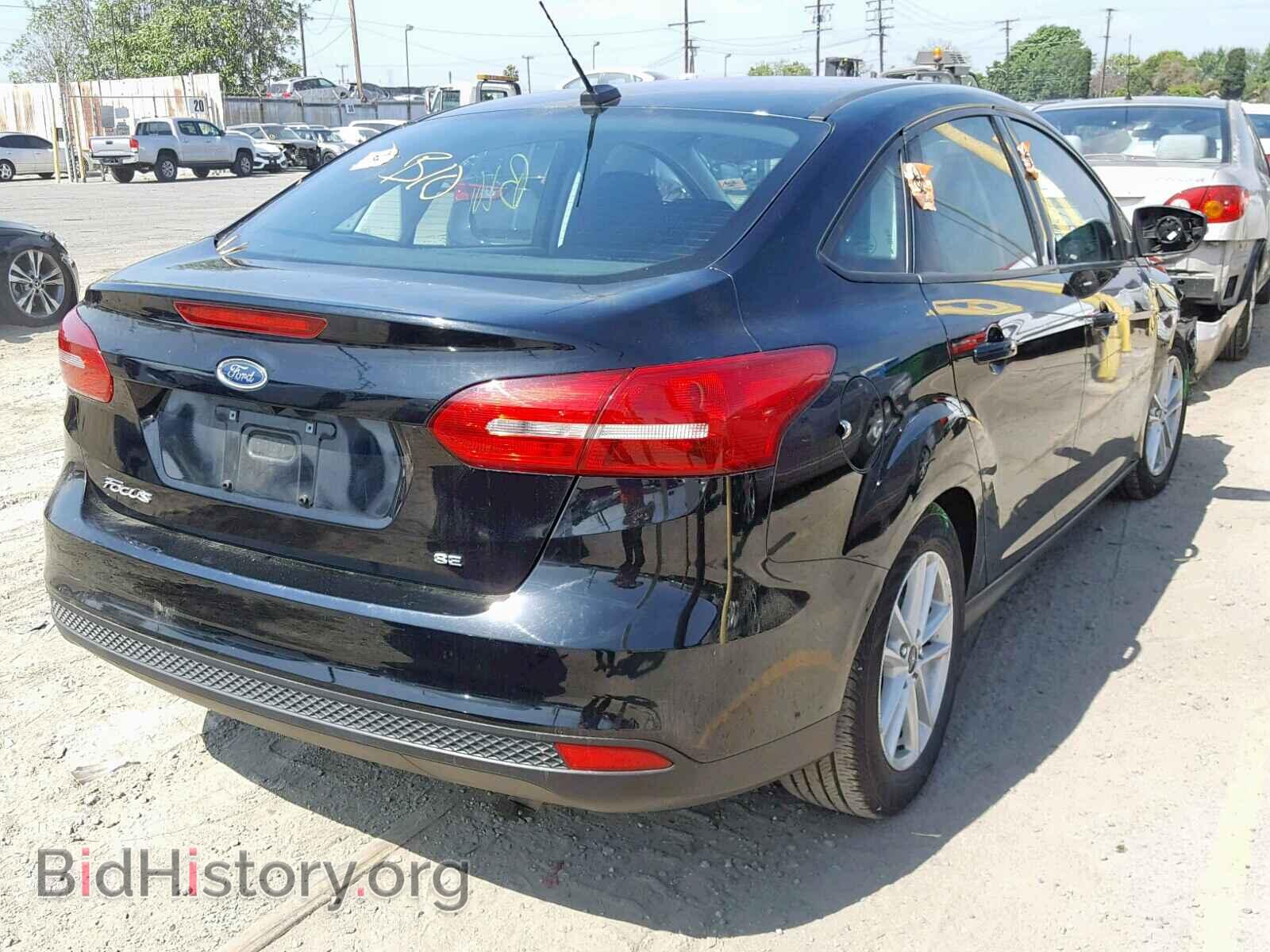 2017 FORD FOCUS SE - VIN: 1FADP3F25HL300219 - Фото 4