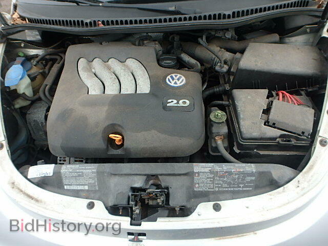 2000 VOLKSWAGEN BEETLE - VIN: 3VWCC21C7YM480195 - Фото 7