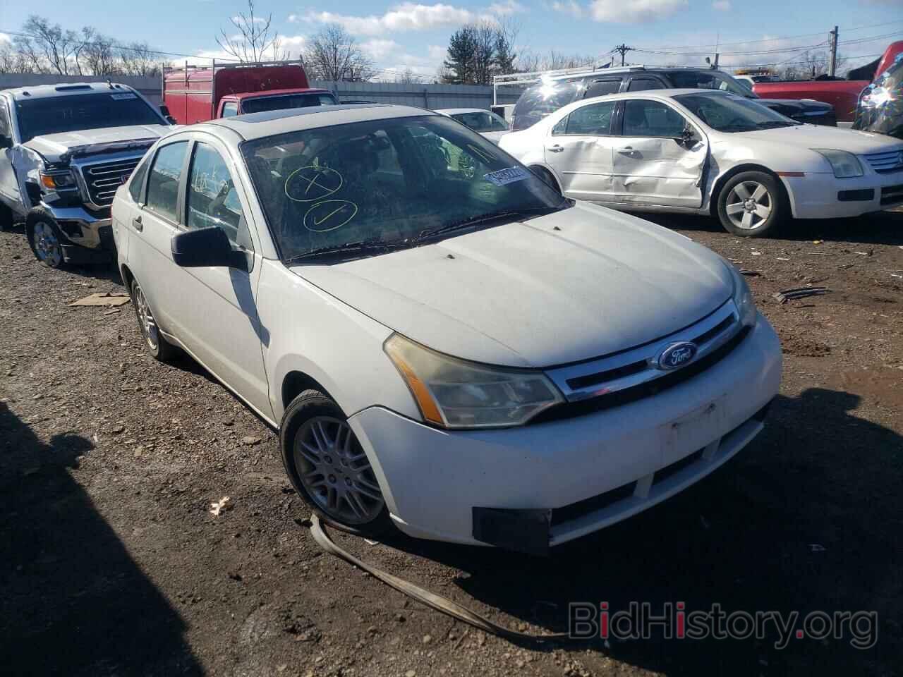 Photo 1FAHP3FN8AW284985 - FORD FOCUS 2010