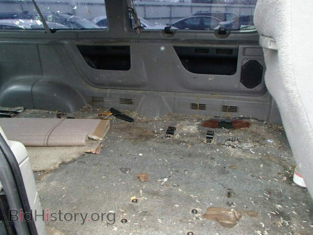 2000 FORD ECONOLINE - VIN: 1FBSS31L8YHA69002 - Photo 6