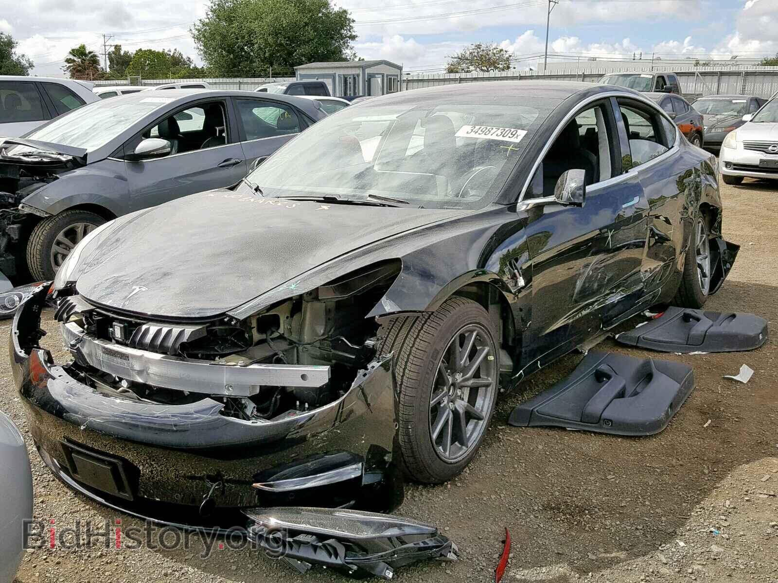 2018 TESLA MODEL 3 - VIN: 5YJ3E1EA7JF041637 - Photo 2