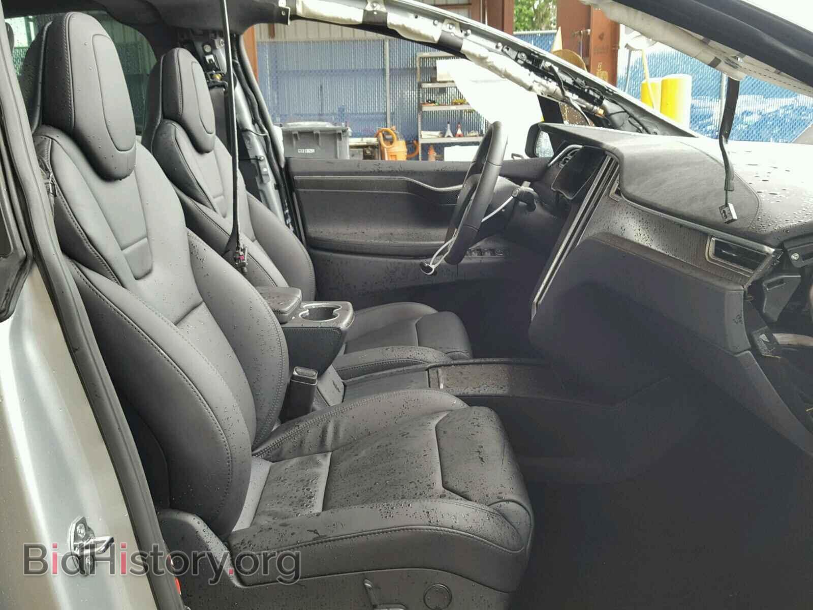 2017 TESLA MODEL X - VIN: 5YJXCDE23HF049584 - Фото 5