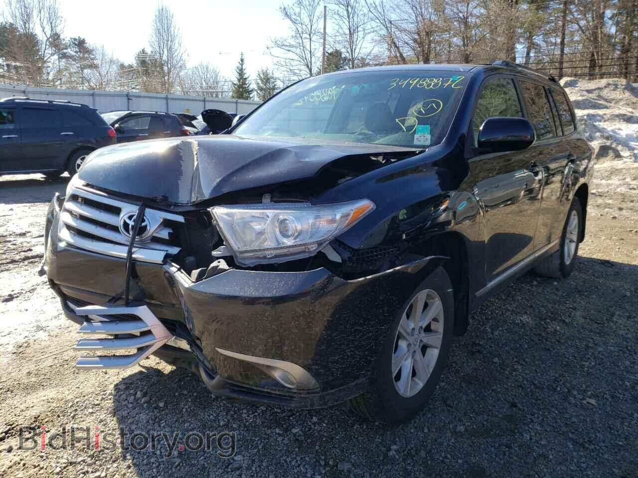 2013 TOYOTA HIGHLANDER - VIN: 5TDBK3EH8DS232237 - Фото 2