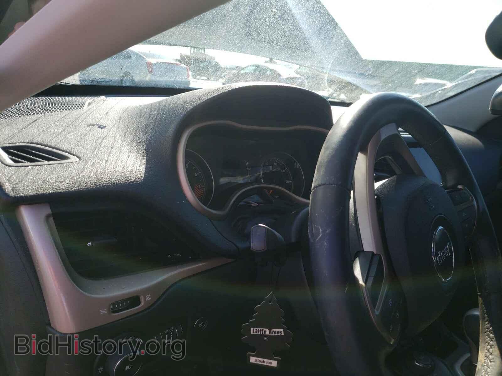 2015 JEEP CHEROKEE - VIN: 1C4PJMCS7FW745057 - Photo 8