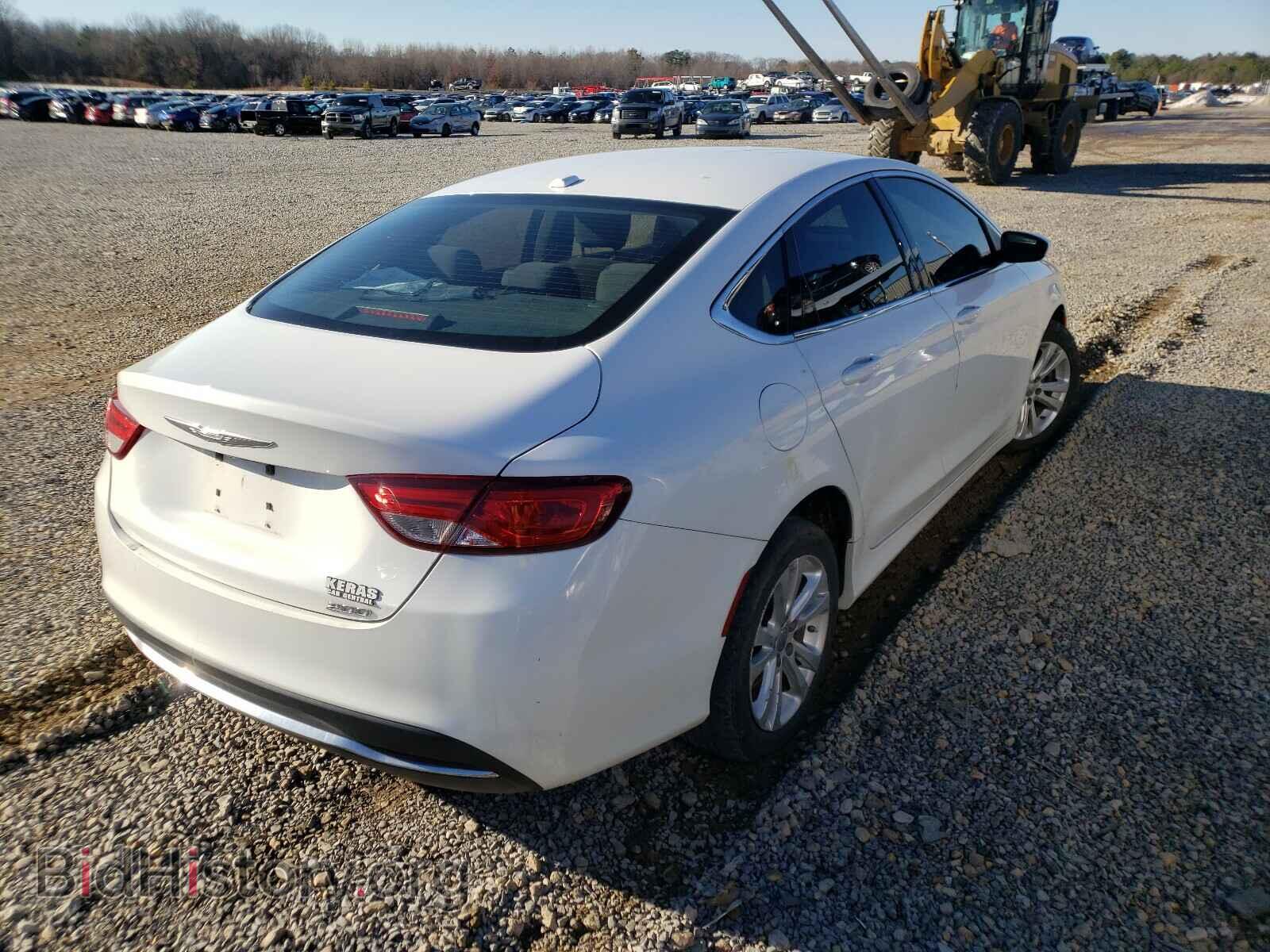 2015 CHRYSLER 200 - VIN: 1C3CCCAB1FN652213 - Photo 4