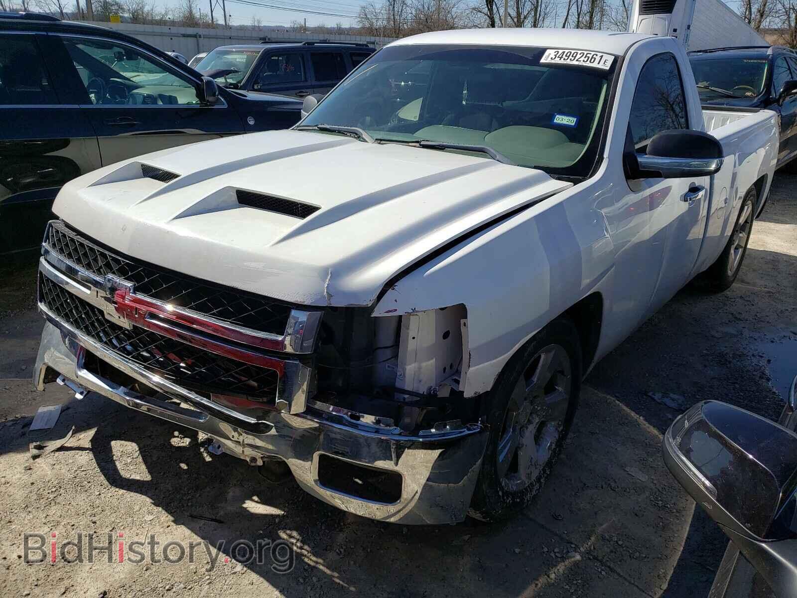 2011 CHEVROLET SILVERADO - VIN: 1GCNCPEX5BZ225749 - Фото 2