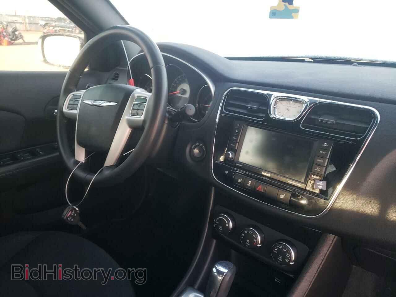 2012 CHRYSLER 200 - VIN: 1C3CCBBG4CN321738 - Фото 9