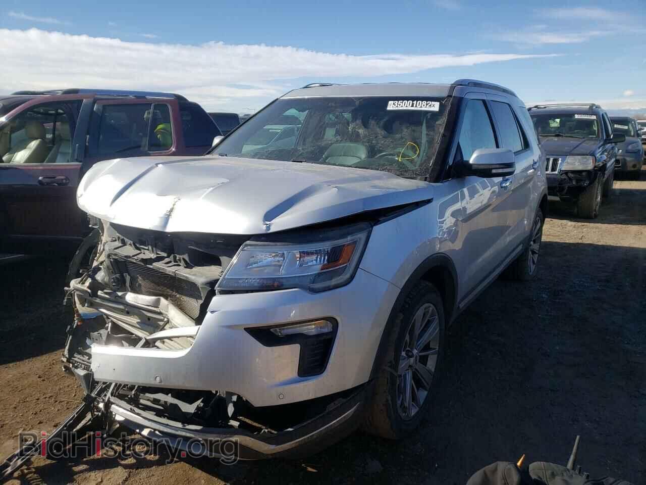 2018 FORD EXPLORER - VIN: 1FM5K8F82JGB60266 - Фото 2