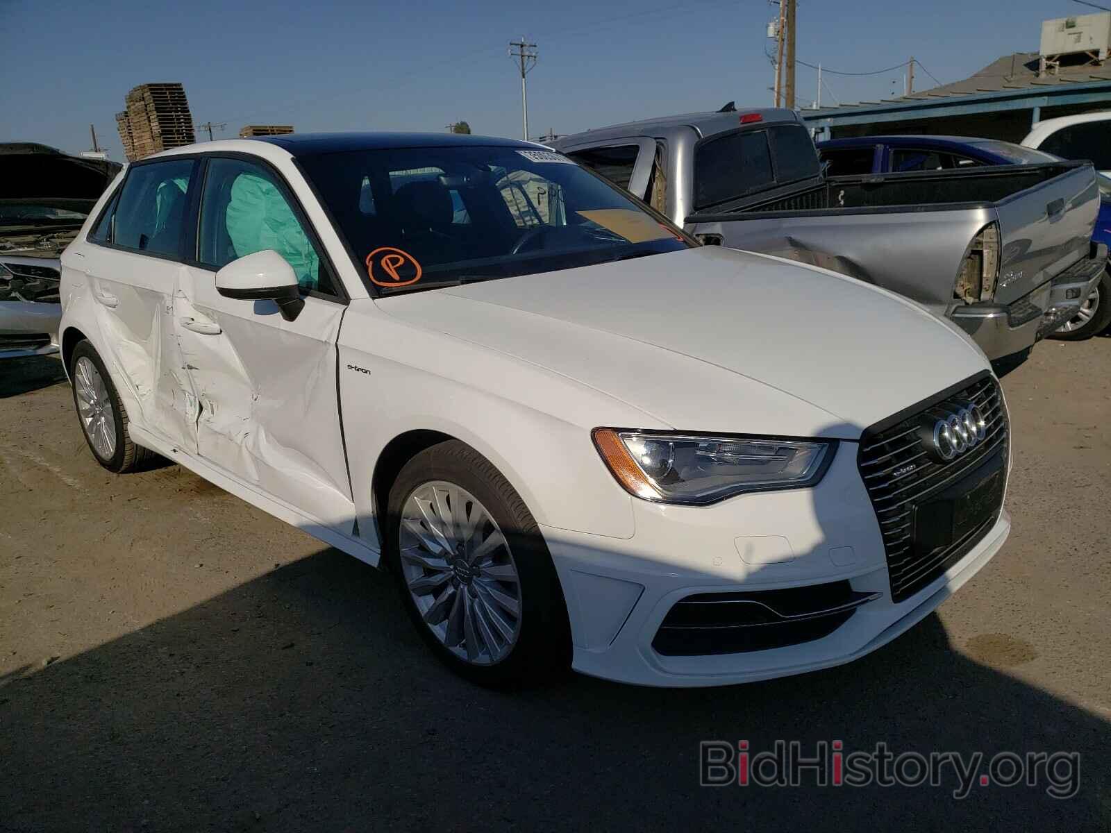 Photo WAUUPBFFXGA101181 - AUDI A3 2016