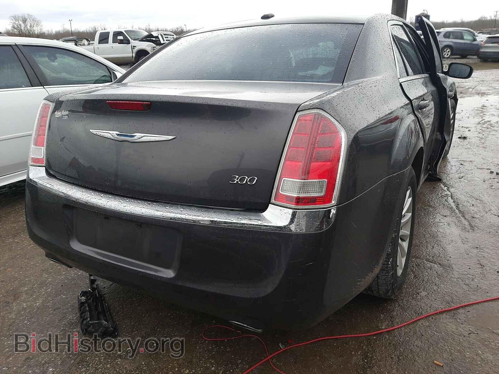 2013 CHRYSLER 300 - VIN: 2C3CCAAG0DH564985 - Фото 4