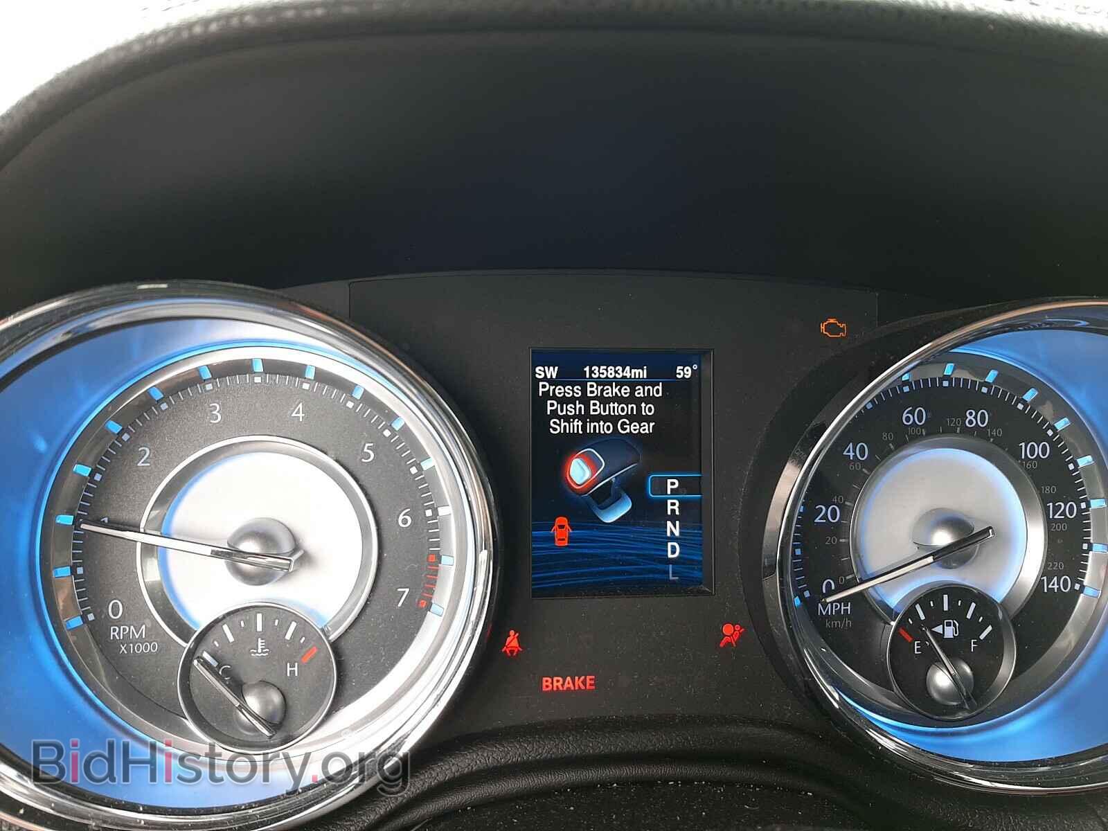 2013 CHRYSLER 300 - VIN: 2C3CCAAG0DH564985 - Фото 8
