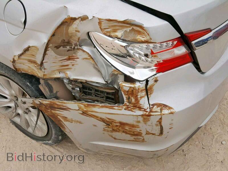 2012 Chrysler 200 (VIN 1C3CCBAB3CN204304) — photo 9 of 10