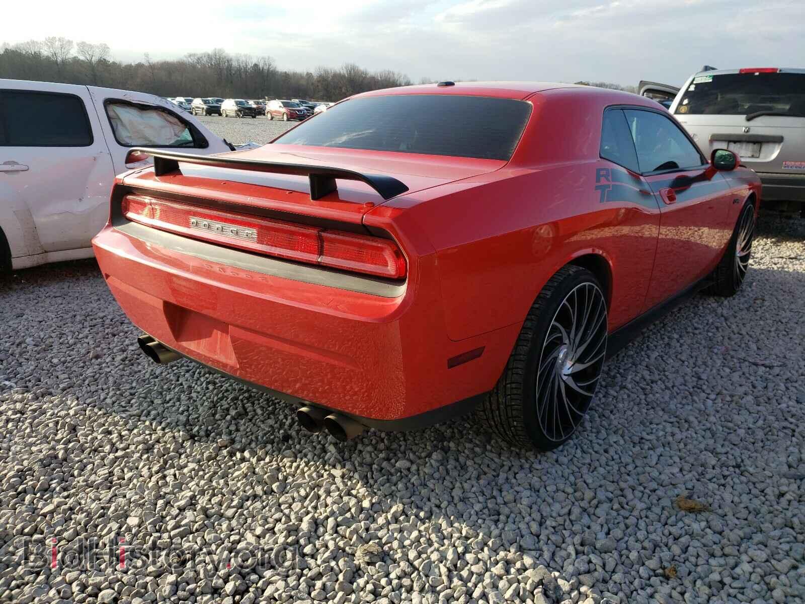 2010 DODGE CHALLENGER - VIN: 2B3CJ5DTXAH264899 - Фото 4