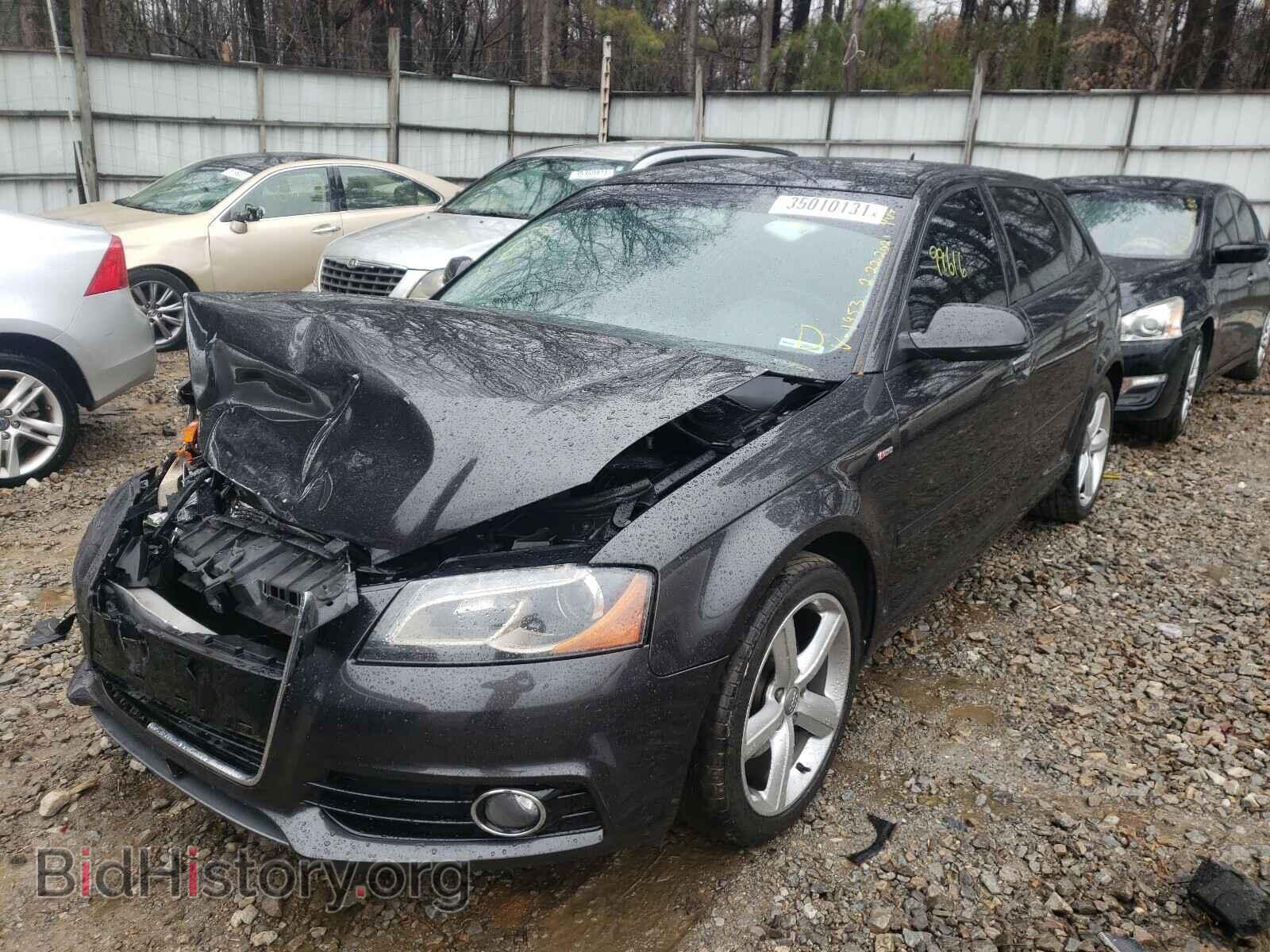 2013 AUDI A3 - VIN: WAUKJAFM8DA031953 - Фото 2