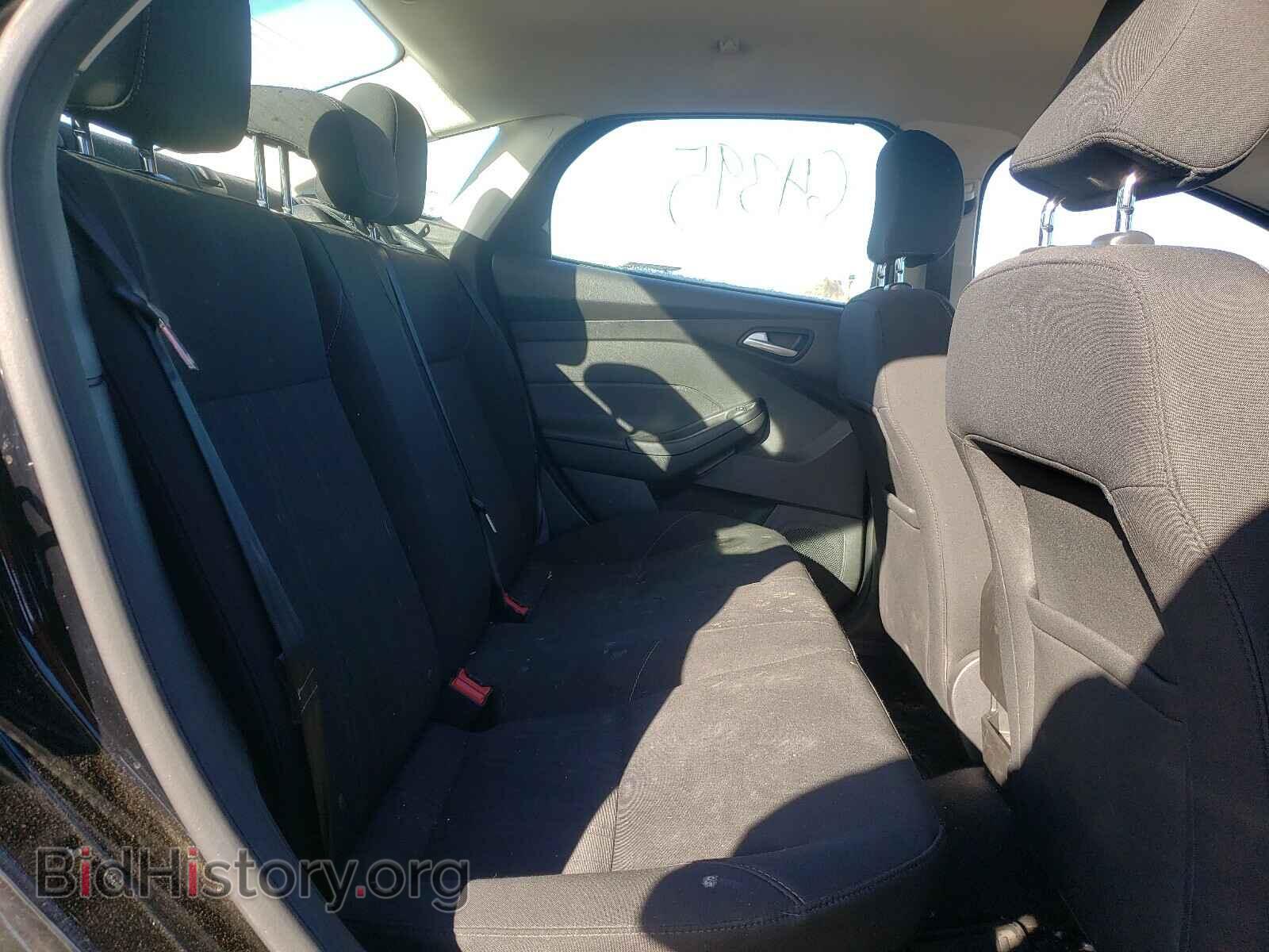 2016 FORD FOCUS - VIN: 1FADP3F21GL301494 - Photo 6