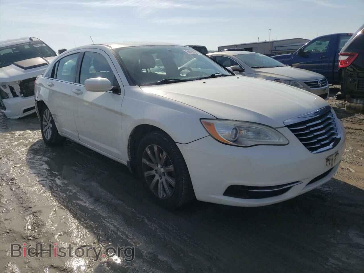 Photo 1C3BC1FB8BN514686 - CHRYSLER 200 2011