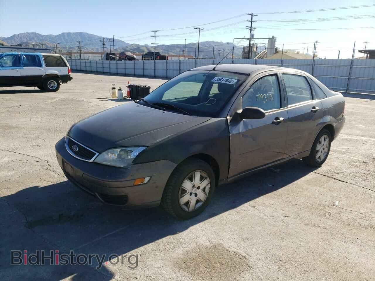 2006 FORD FOCUS - VIN: 1FAFP34N76W184393 - Фото 2