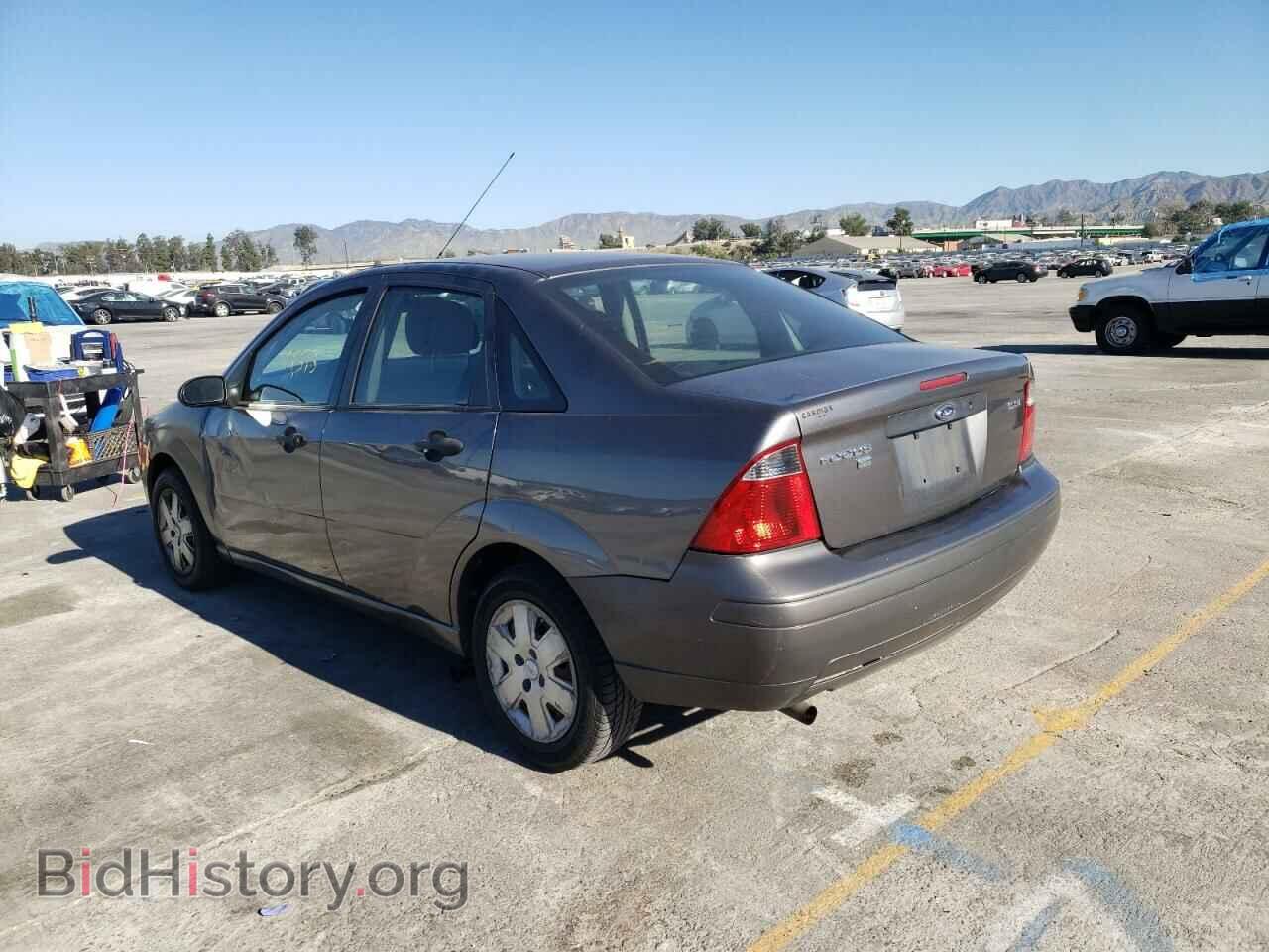 2006 FORD FOCUS - VIN: 1FAFP34N76W184393 - Фото 3