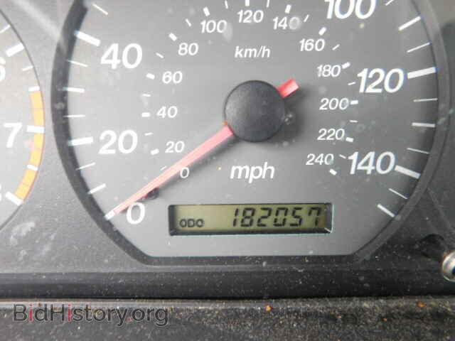 2000 MAZDA 626 - VIN: 1YVGF22C3Y5120481 - Фото 8