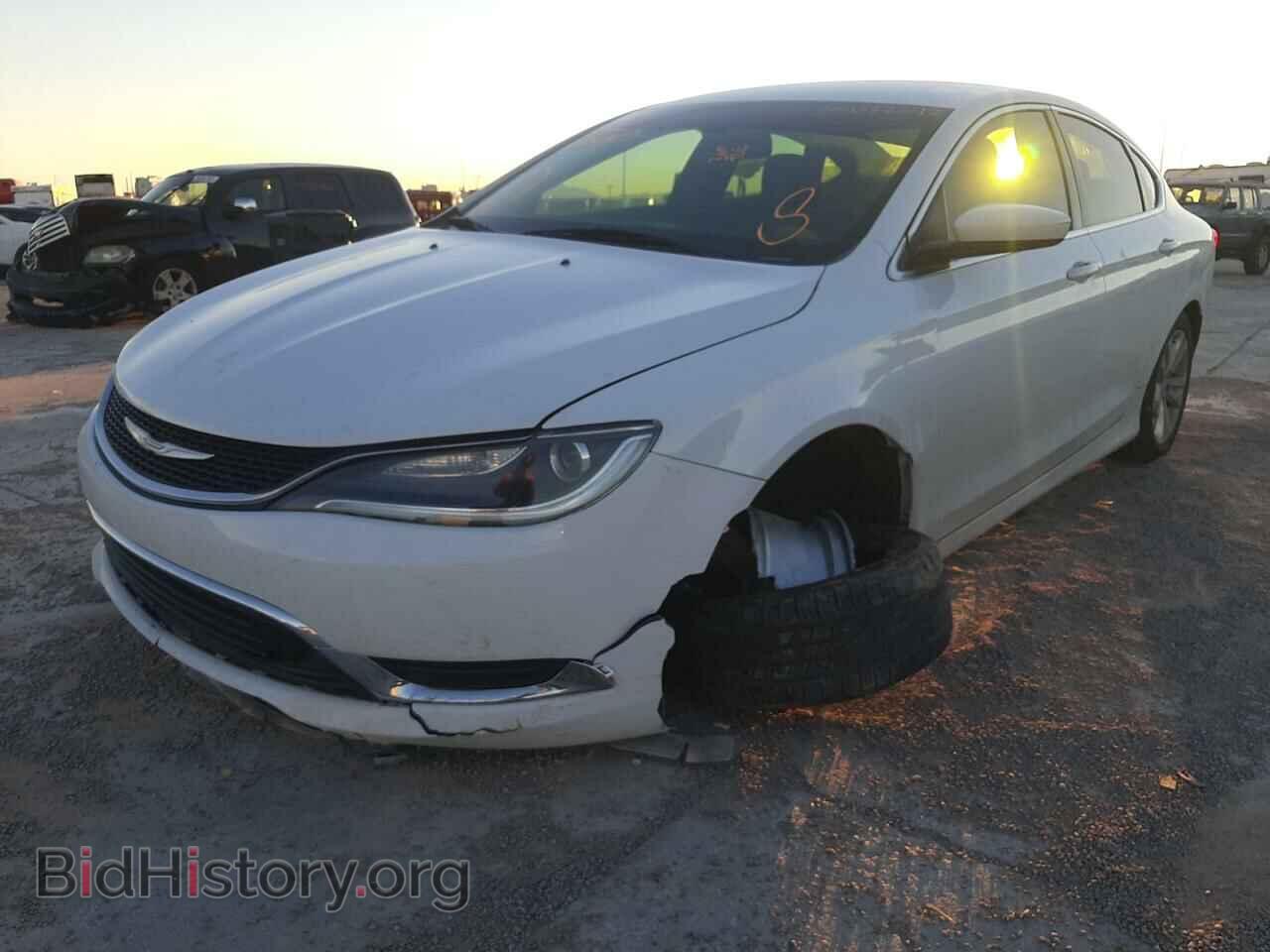 2016 CHRYSLER 200 - VIN: 1C3CCCAG8GN178032 - Фото 2