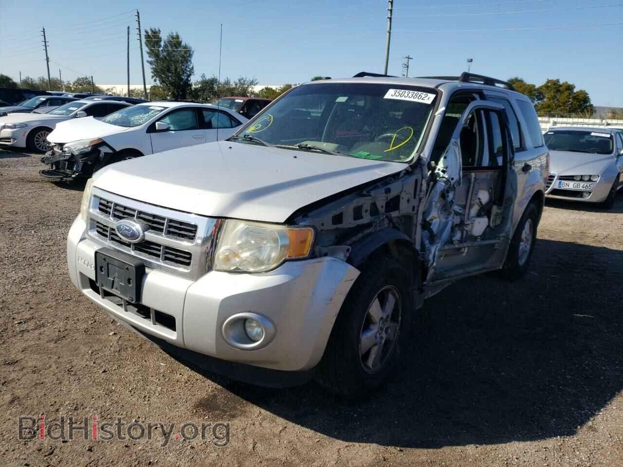 2009 FORD ESCAPE - VIN: 1FMCU93G99KB14882 - Фото 2