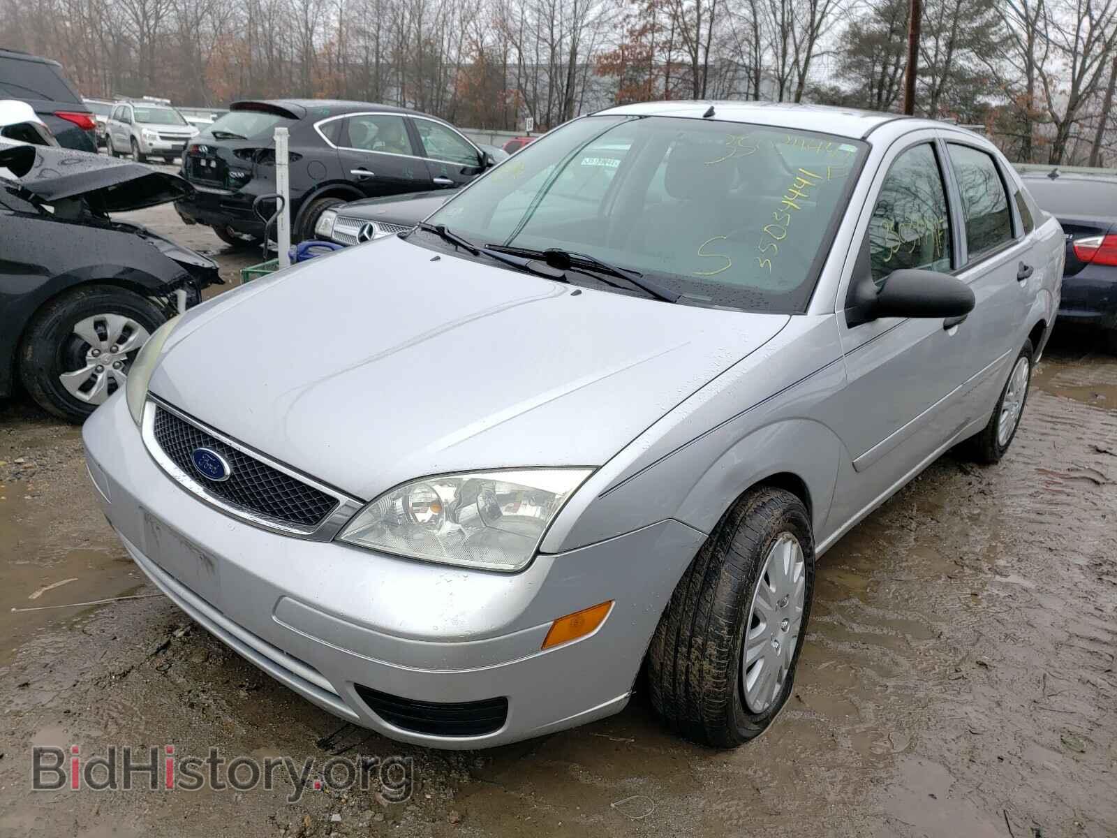 2007 FORD FOCUS - VIN: 1FAFP34N07W336158 - Фото 2