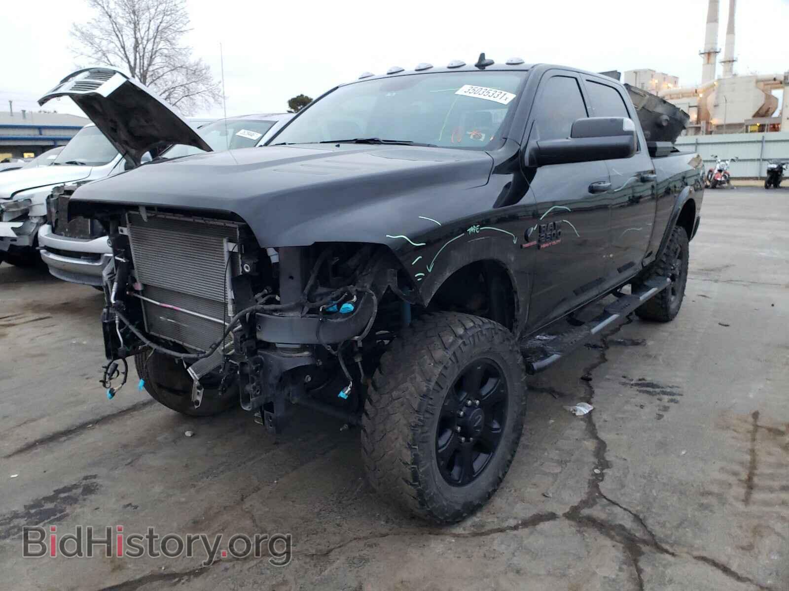 2018 RAM 2500 - VIN: 3C6UR5FL2JG349624 - Photo 2