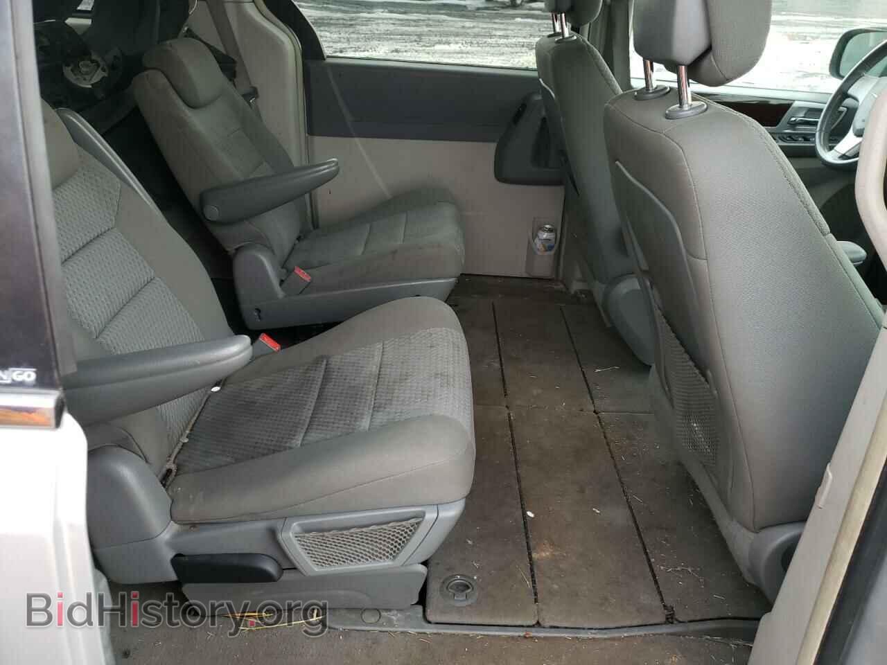 2010 CHRYSLER MINIVAN - VIN: 2A4RR5D14AR414011 - Фото 6