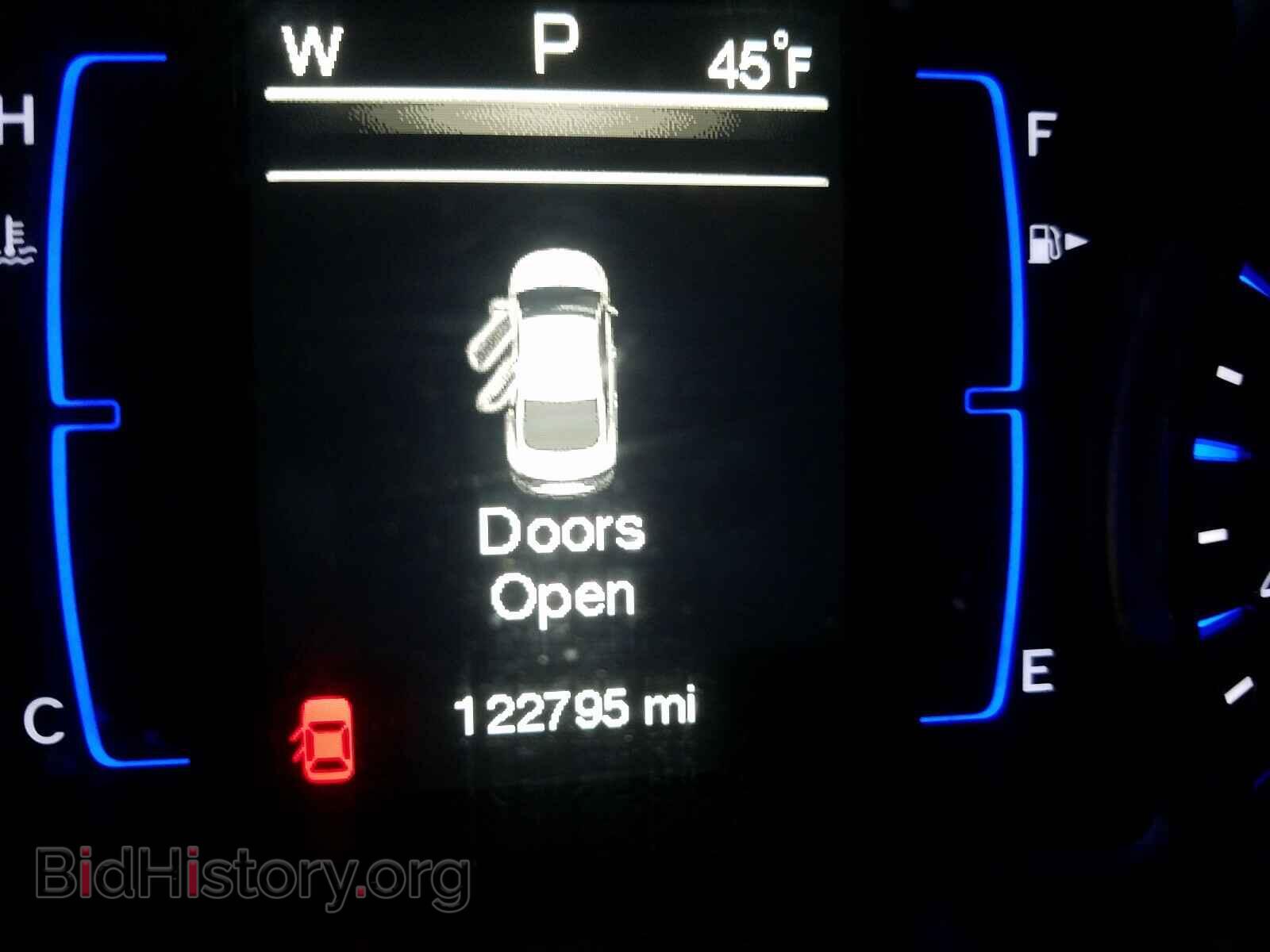 2015 CHRYSLER 200 - VIN: 1C3CCCBB2FN670427 - Photo 8